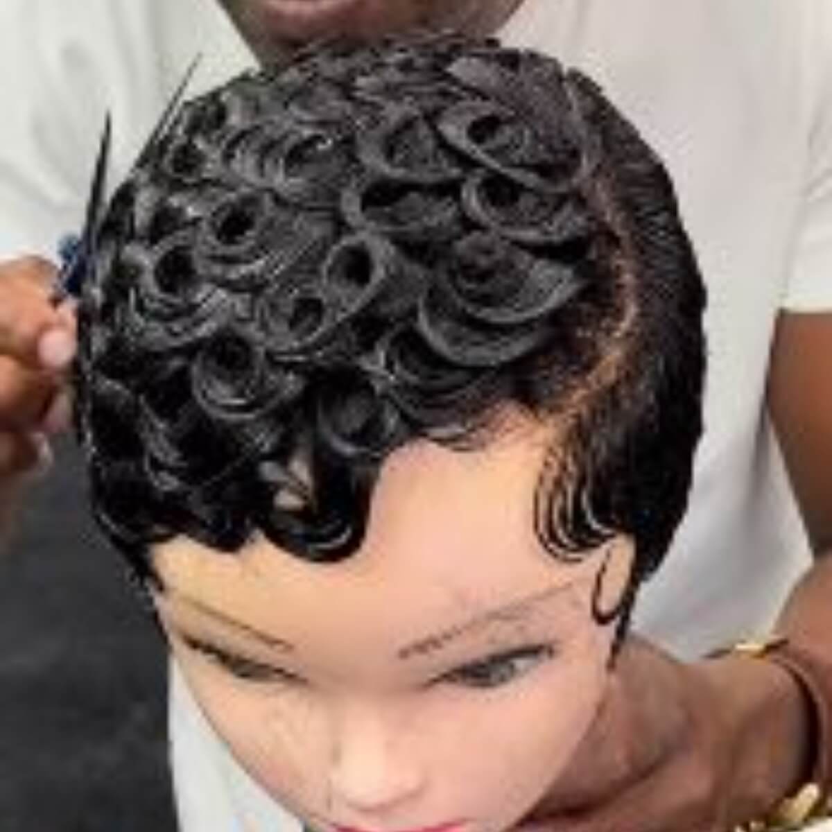 elegant short wig elegant short wig